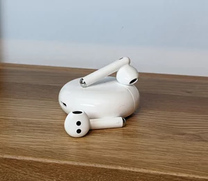 Test Huawei Freebuds 4 : des écouteurs ouverts aux innovations, mais en demi-teinte